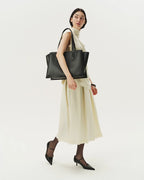 The Essential Tote Bag – Stylish Everyday Carry-All | PAULINE.